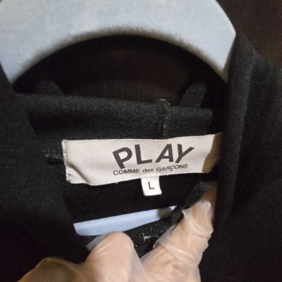 Comme Des Garçons PLAYBlack/Red Heart Play Hooded Sweatshirt Retails $350 - Picture 8 of 12